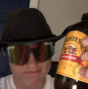 Meet your Posher, Brewskie